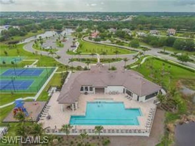 3335 Menores WAY, Fort Myers, FL 33905