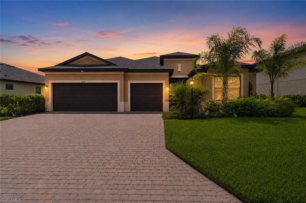 3335 Menores WAY, Fort Myers, FL 33905