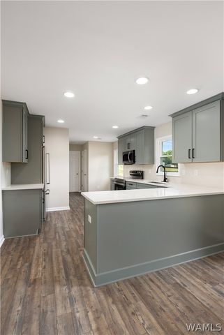1101 Manora, Tuscaloosa, AL 35405