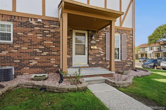 36511 Park Place Drive, Sterling Heights, MI 48310