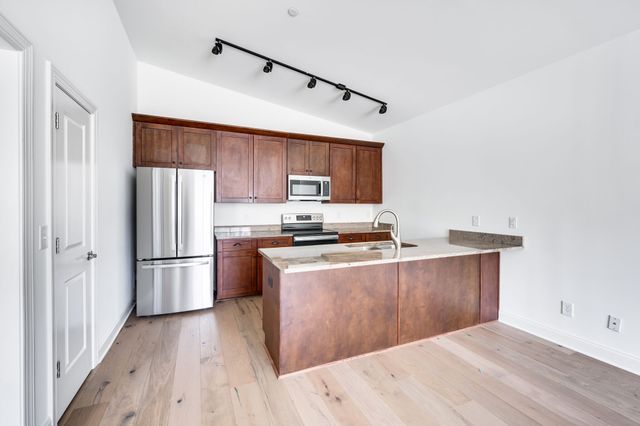 3128 Belwood St Apt 201, Nashville, TN 37203