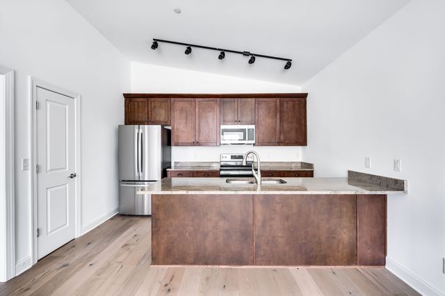 3128 Belwood St Apt 201, Nashville, TN 37203