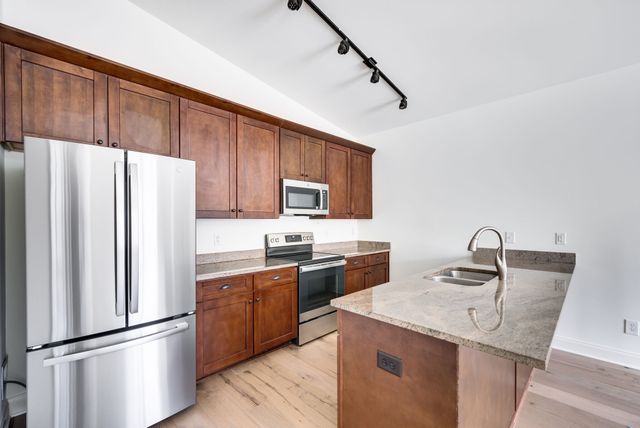 3128 Belwood St Apt 201, Nashville, TN 37203