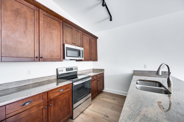 3128 Belwood St Apt 201, Nashville, TN 37203