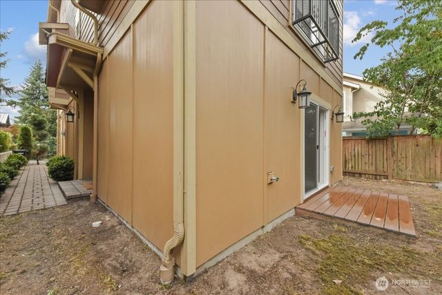 12722 35th AVE House D NE, Seattle, WA 98125