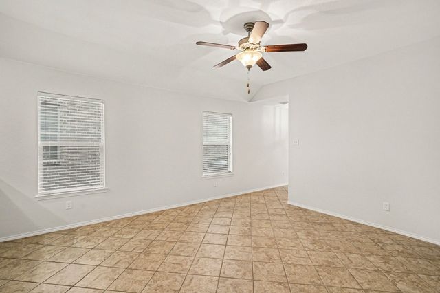 2833 Houston Wood Drive, Fort Worth, TX 76244