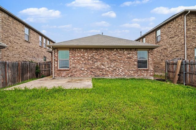 2833 Houston Wood Drive, Fort Worth, TX 76244