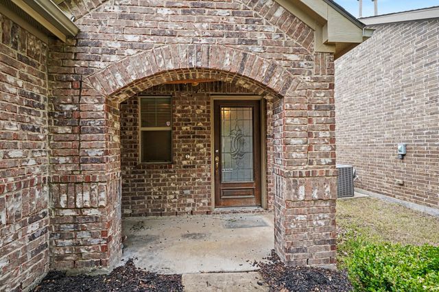2833 Houston Wood Drive, Fort Worth, TX 76244
