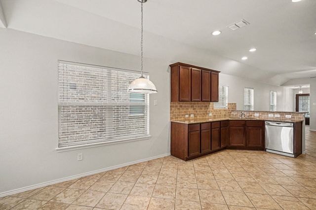2833 Houston Wood Drive, Fort Worth, TX 76244