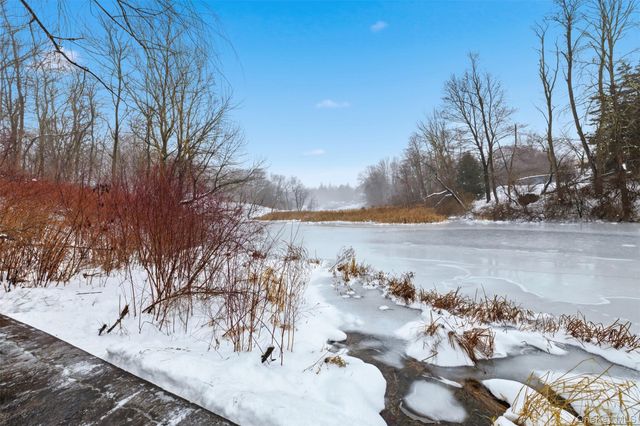 63 Parksville Road, Pleasant Valley, NY 12569