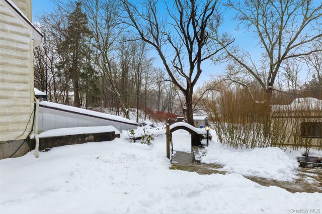 63 Parksville Road, Pleasant Valley, NY 12569