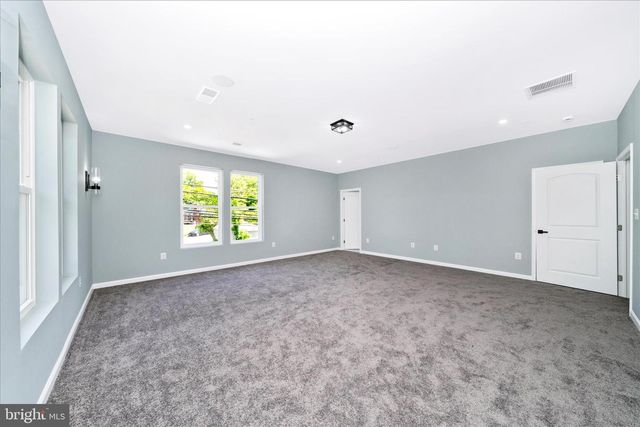 4719 PRINCE GEORGES AVE, Beltsville, MD 20705