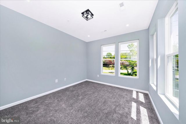 4719 PRINCE GEORGES AVE, Beltsville, MD 20705