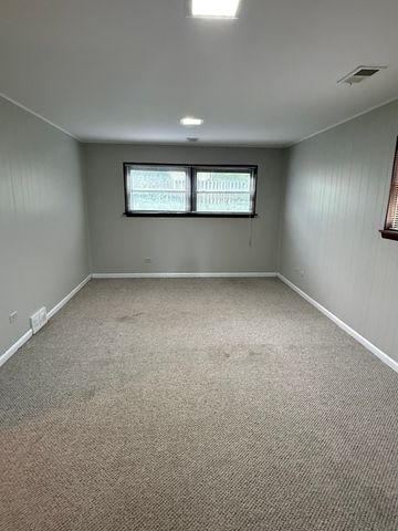 506 Ryan Lane, Dundee, IL 60118