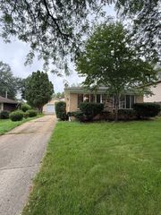 506 Ryan Lane, Dundee, IL 60118