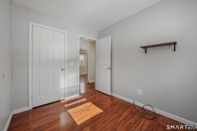 98 Oslo Street, Groton, CT 06355