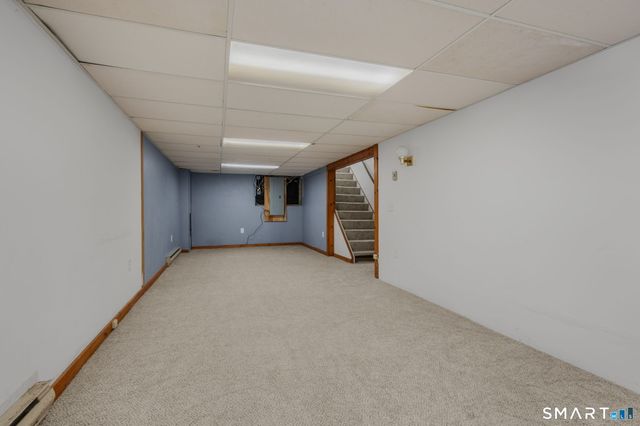 98 Oslo Street, Groton, CT 06355