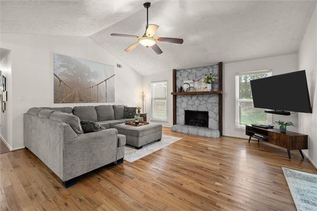 745 Waterbrook Terrace, Roswell, GA 30076