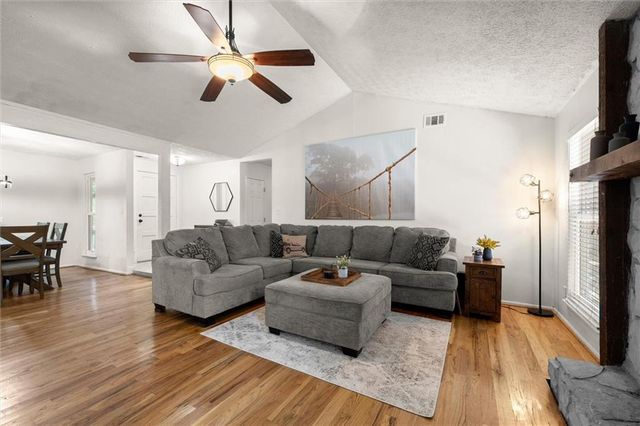 745 Waterbrook Terrace, Roswell, GA 30076