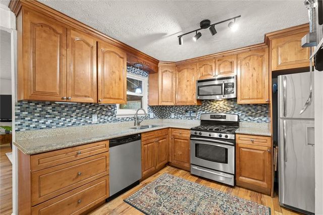 745 Waterbrook Terrace, Roswell, GA 30076