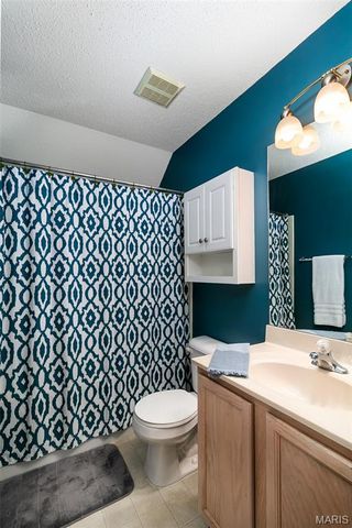 3305 Canal Street, St Charles, MO 63301