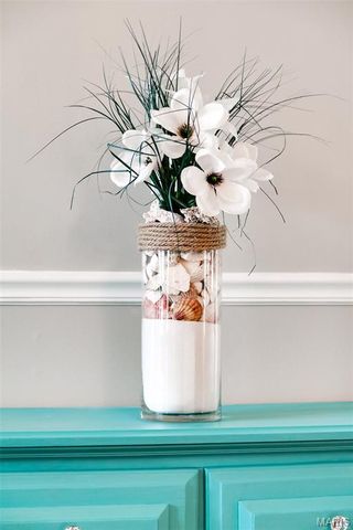 3305 Canal Street, St Charles, MO 63301