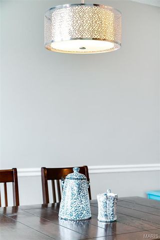 3305 Canal Street, St Charles, MO 63301