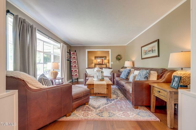 702 Outer Drive, Rogersville, TN 37857