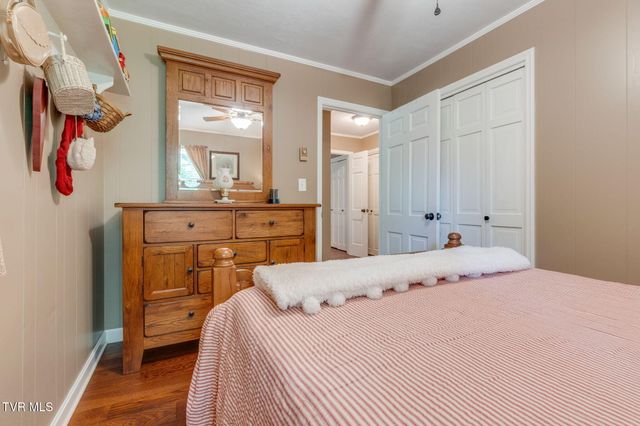 702 Outer Drive, Rogersville, TN 37857
