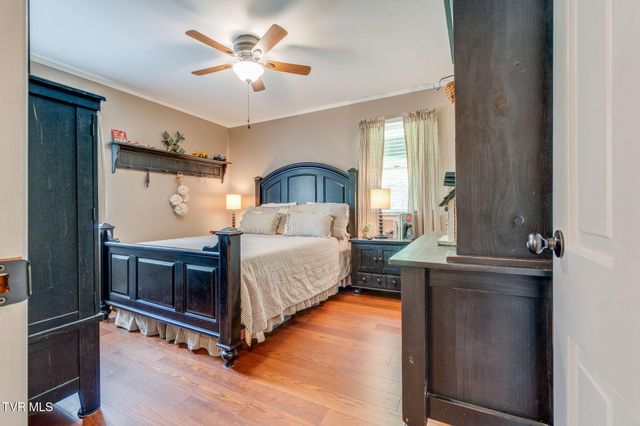 702 Outer Drive, Rogersville, TN 37857