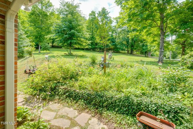 702 Outer Drive, Rogersville, TN 37857