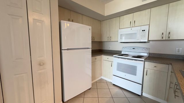 1801 N Flagler Drive 630, West Palm Beach, FL 33407