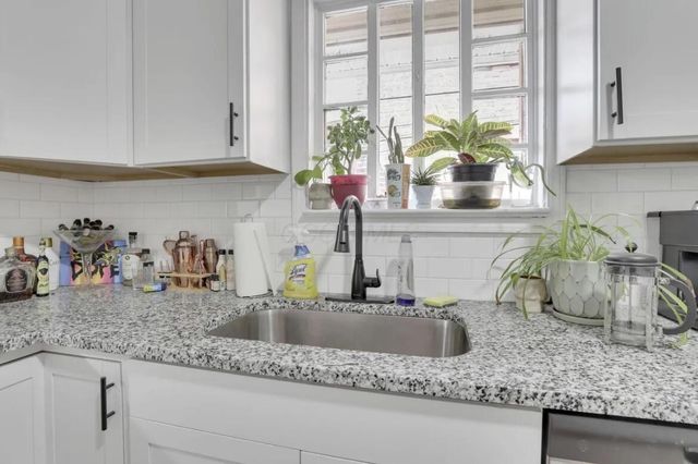 287 E Woodrow, Columbus, OH 43207