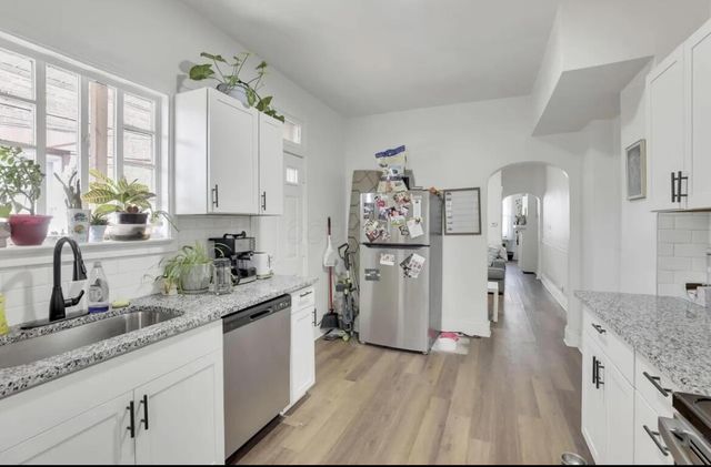 287 E Woodrow, Columbus, OH 43207