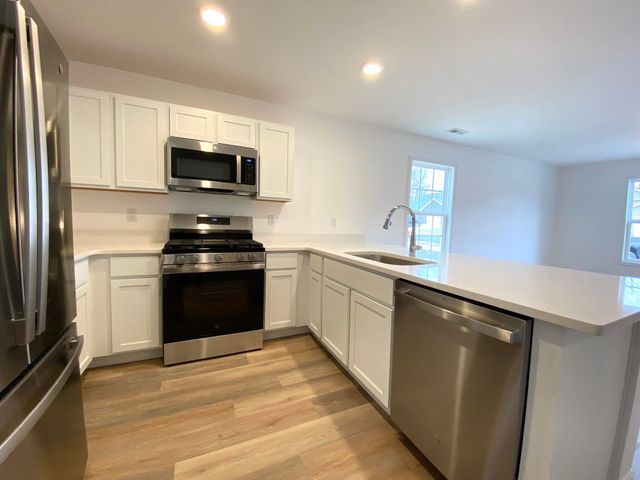 751 Kinsey Street, Valparaiso, IN 46385