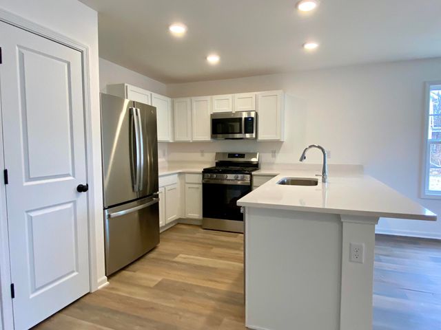 751 Kinsey Street, Valparaiso, IN 46385