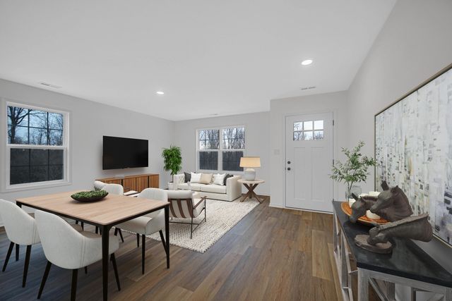 751 Kinsey Street, Valparaiso, IN 46385