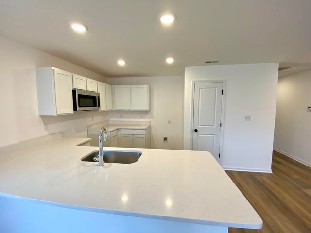 751 Kinsey Street, Valparaiso, IN 46385