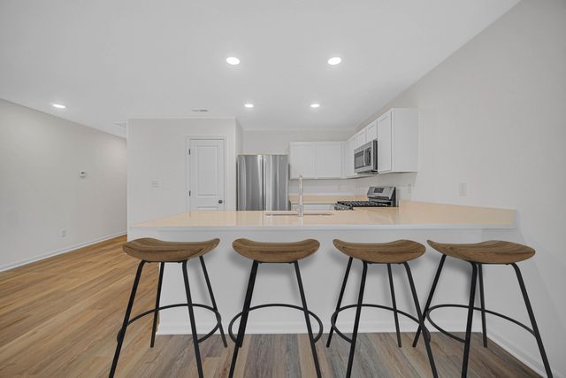 751 Kinsey Street, Valparaiso, IN 46385