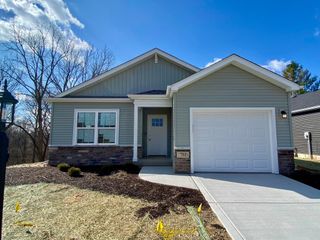 751 Kinsey Street, Valparaiso, IN 46385