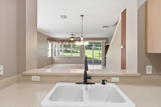 1668 W SPRING MEADOW LOOP, Lecanto, FL 34461