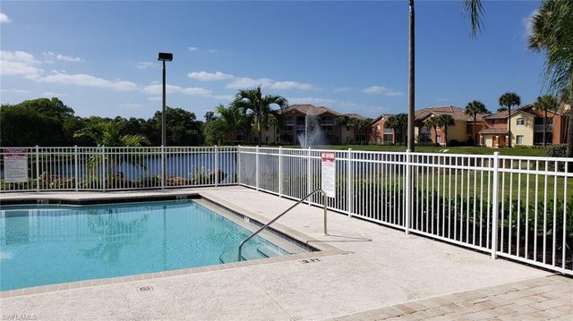 6401 Aragon WAY 207, Fort Myers, FL 33966