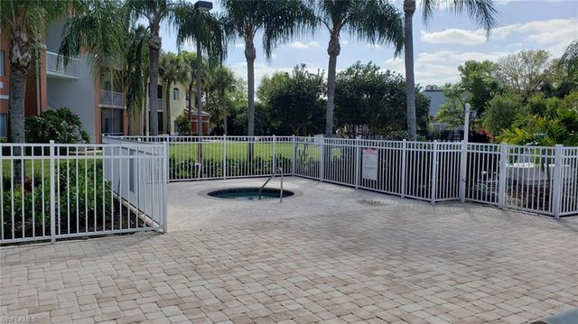 6401 Aragon WAY 207, Fort Myers, FL 33966