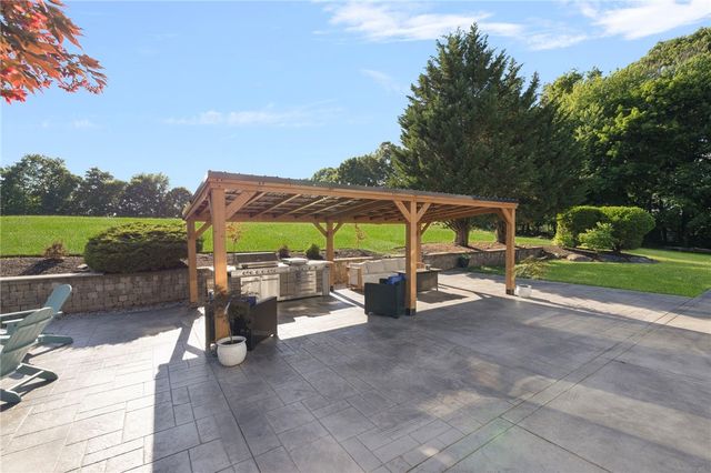 84 Hines Road, Cumberland, RI 02864