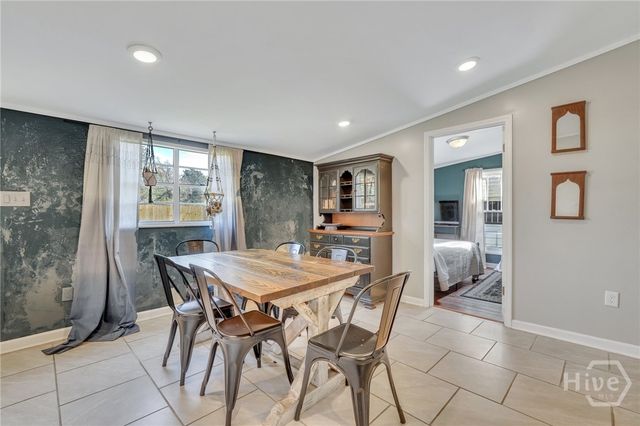 2106 Bolling Street, Savannah, GA 31404