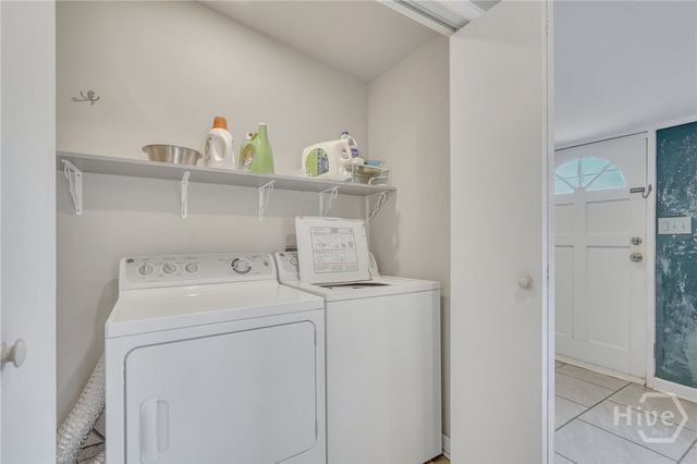 2106 Bolling Street, Savannah, GA 31404