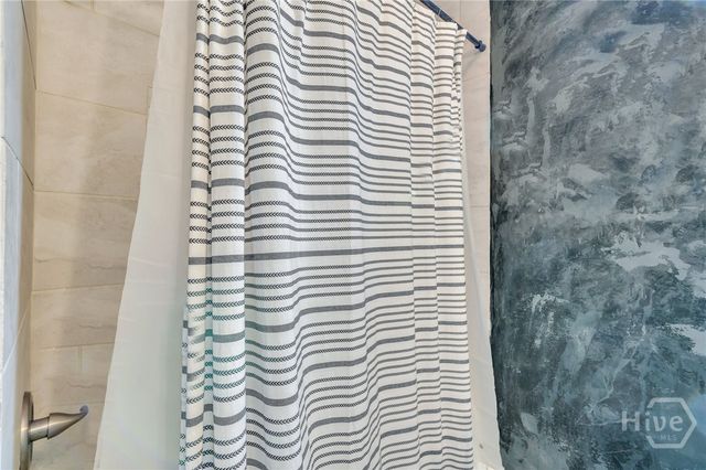 2106 Bolling Street, Savannah, GA 31404