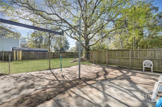 2106 Bolling Street, Savannah, GA 31404