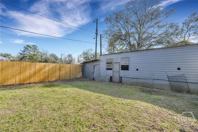 2106 Bolling Street, Savannah, GA 31404