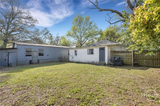 2106 Bolling Street, Savannah, GA 31404